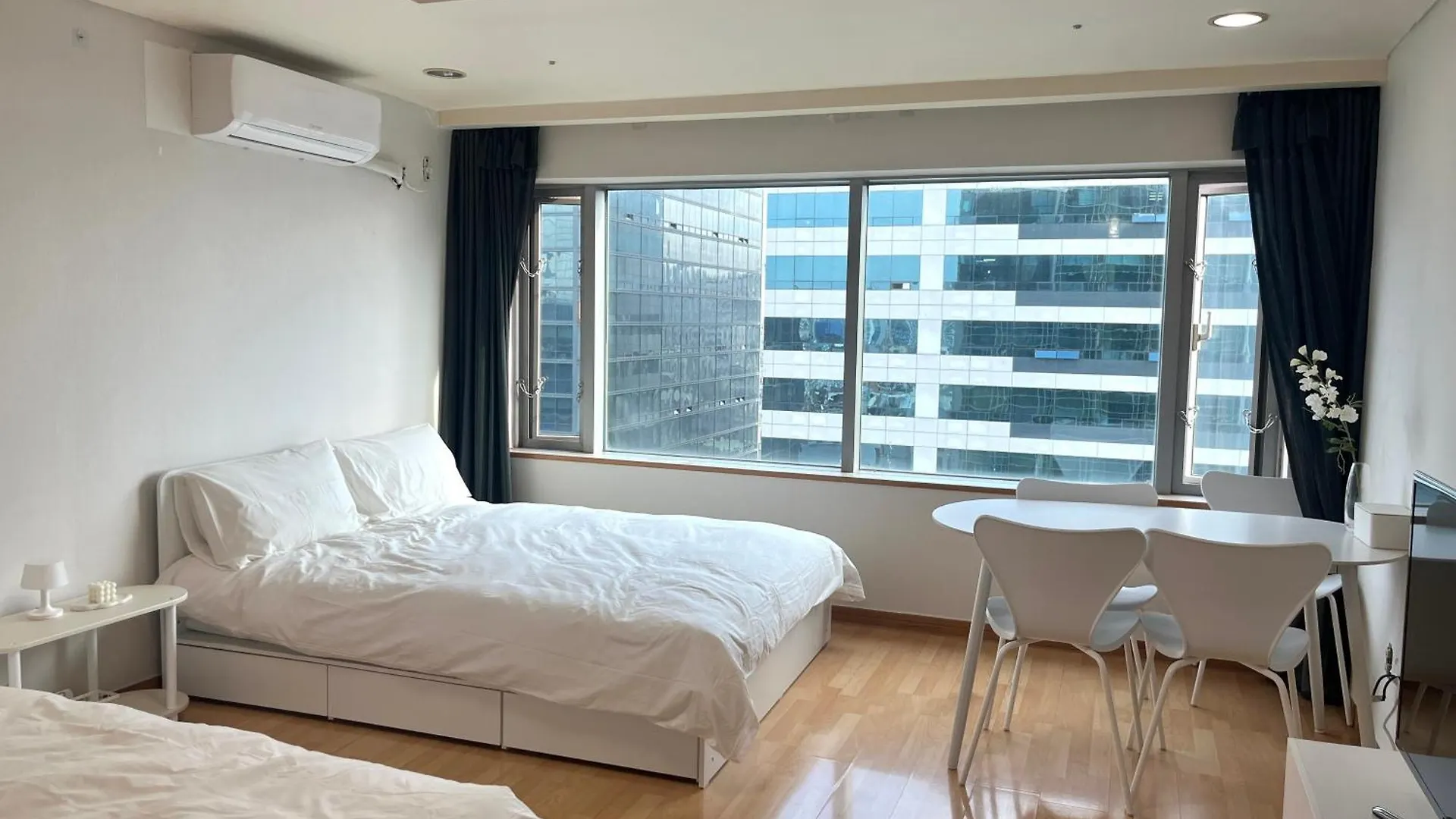 Appartamento Hongik Univ Station Exit 1 Seul